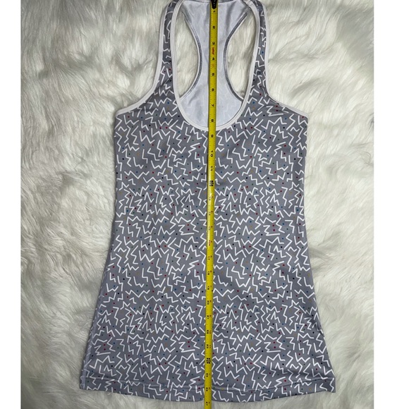 Lululemon (RARE) seawheeze tank - Picture 7 of 7